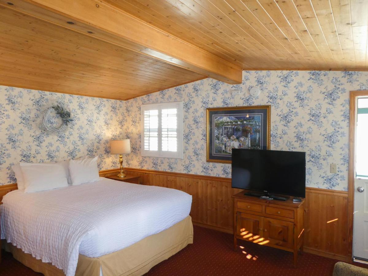 Hotel Fireplace